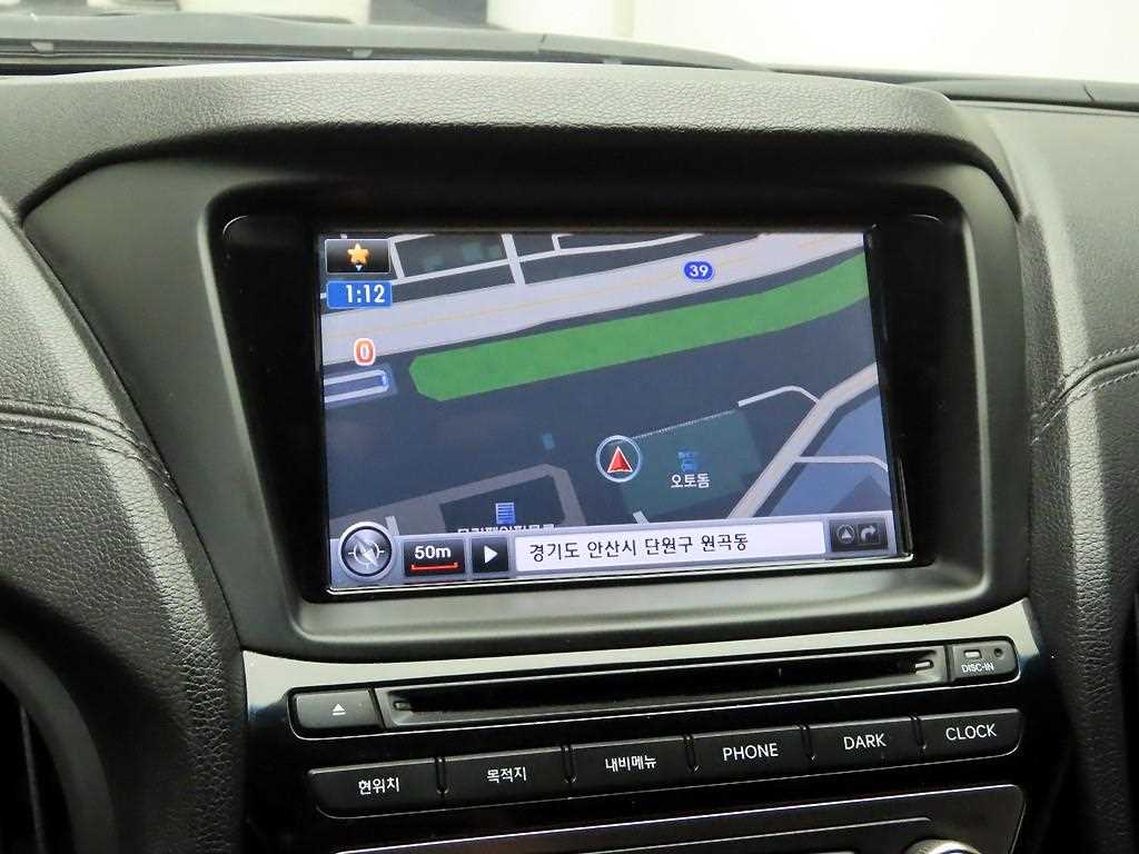 HYUNDAI Genesis - Vista 9