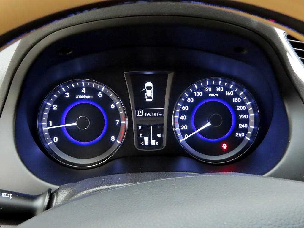 HYUNDAI Grandeur - Vista 6