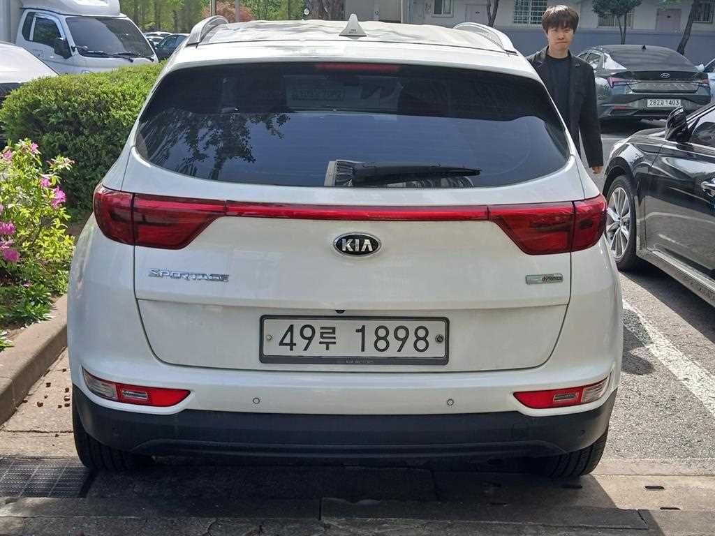 KIA Sportage - Vista 3