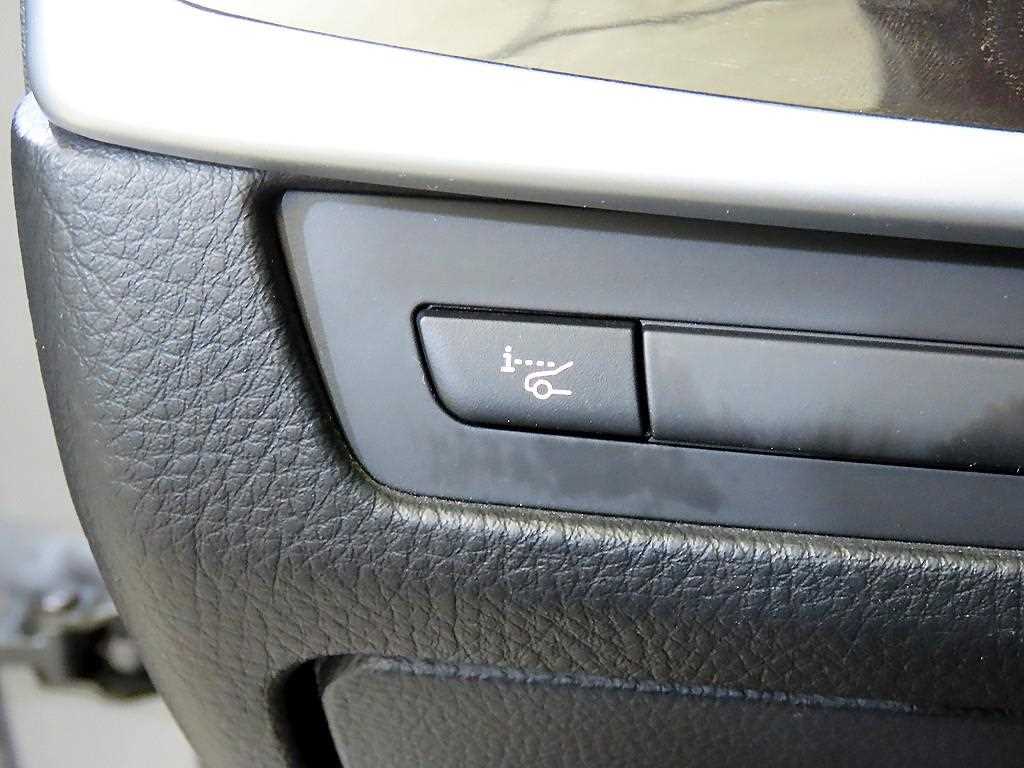 BMW 5 Series 2011 Gris - Importación desde Corea - HF Imports Iquique - Foto 14