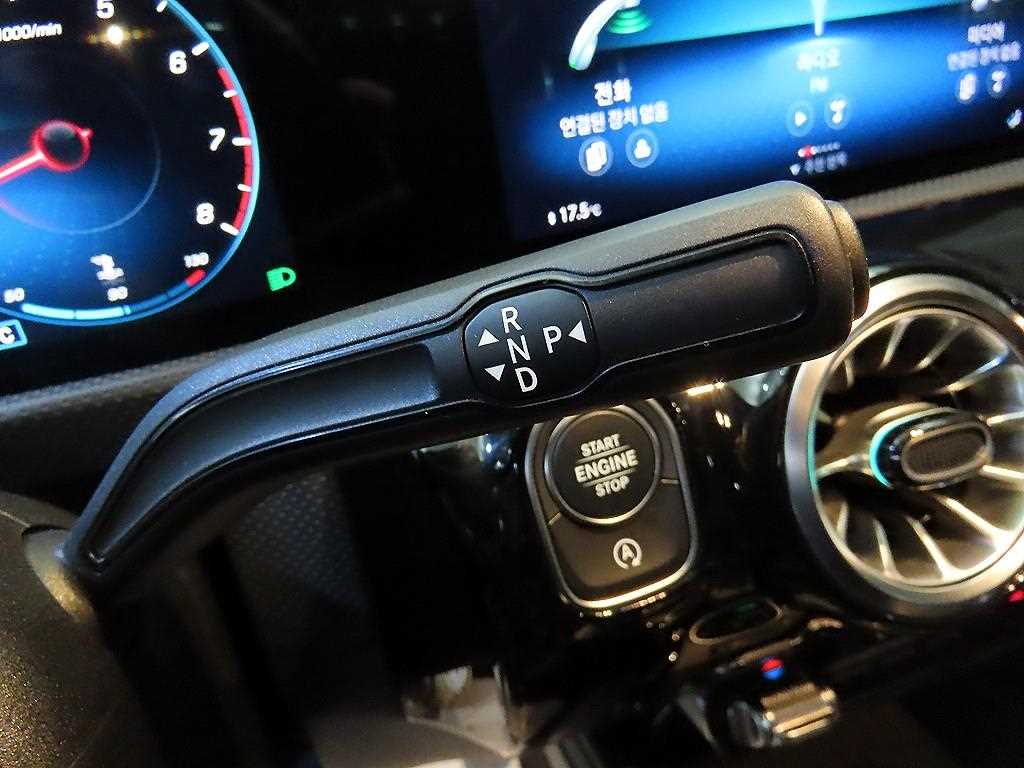 Mercedes Benz A Class - Vista 12