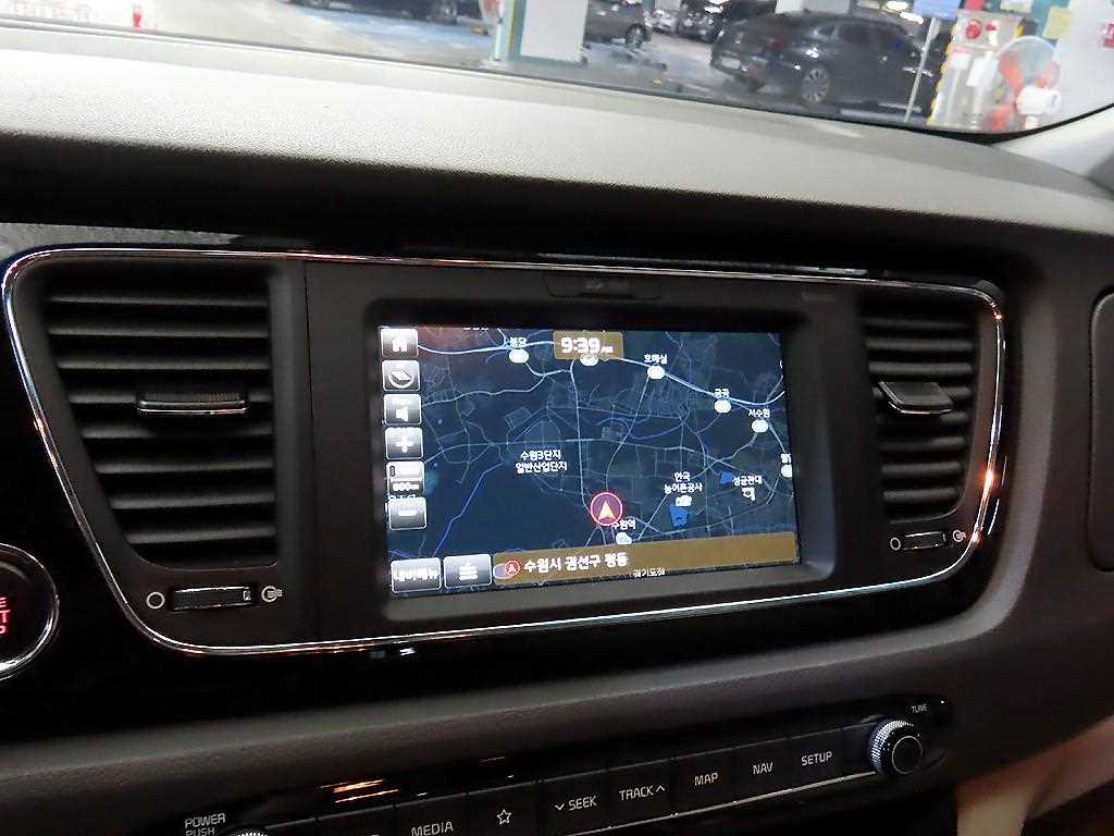 KIA Carnival 2018 Negro - Importación desde Corea - HF Imports Iquique - Foto 13