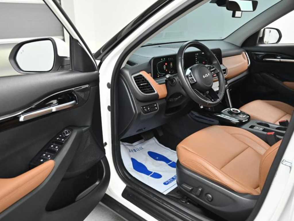 KIA Seltos - Vista 11