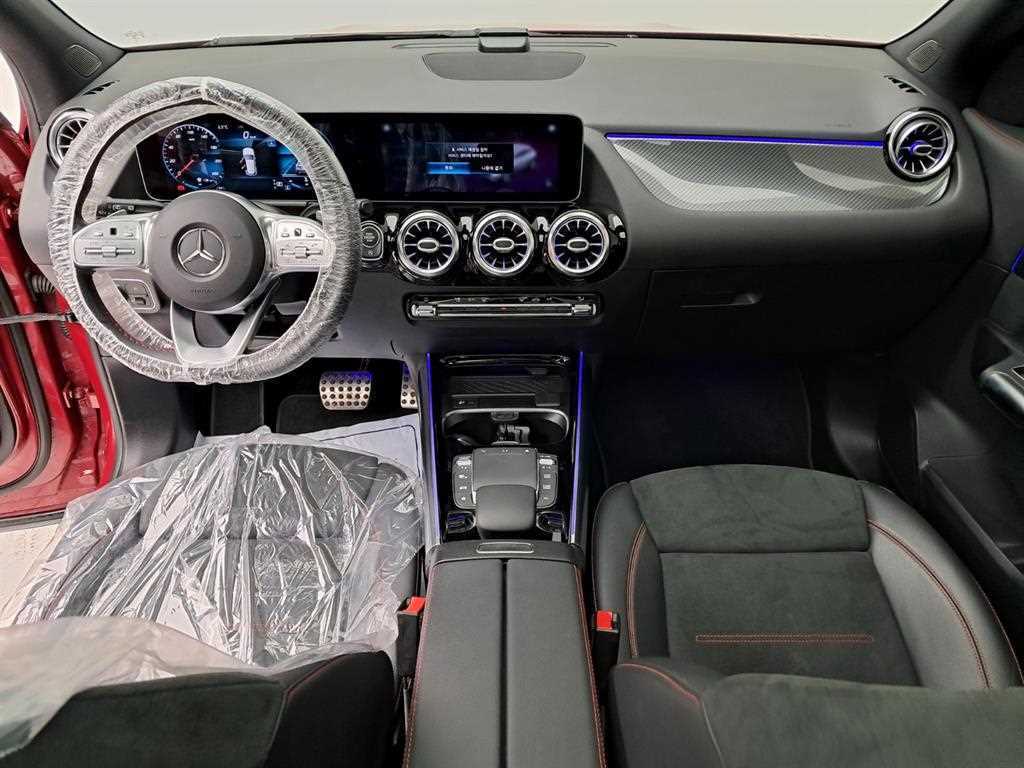 Mercedes Benz GLA Class - Vista 6