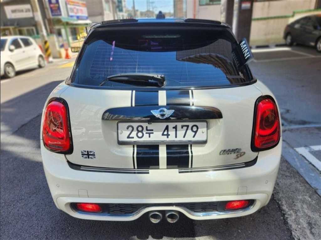 Mini Cooper - Vista 2
