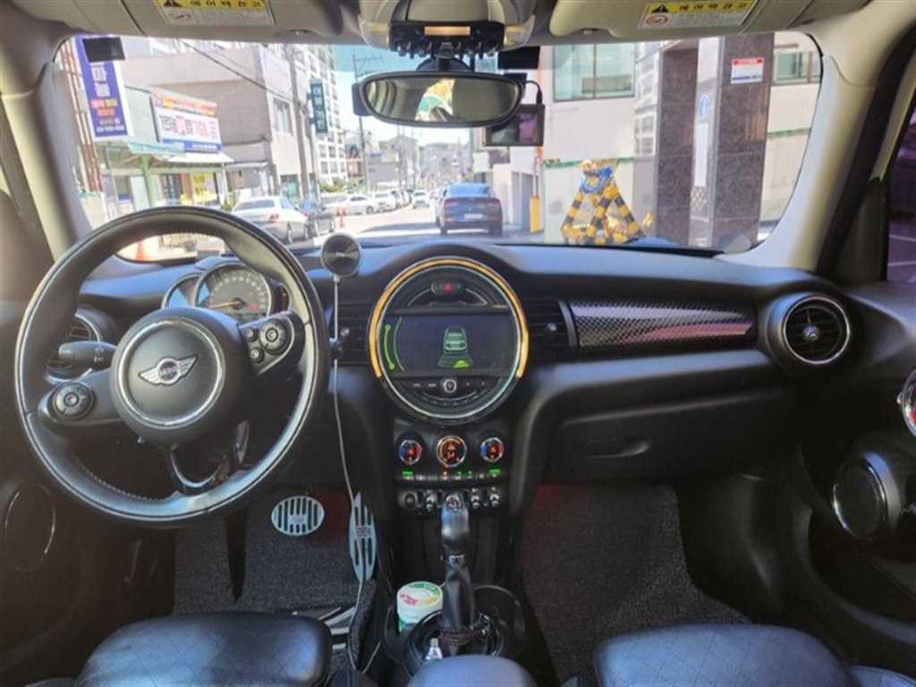 Mini Cooper - Vista 4