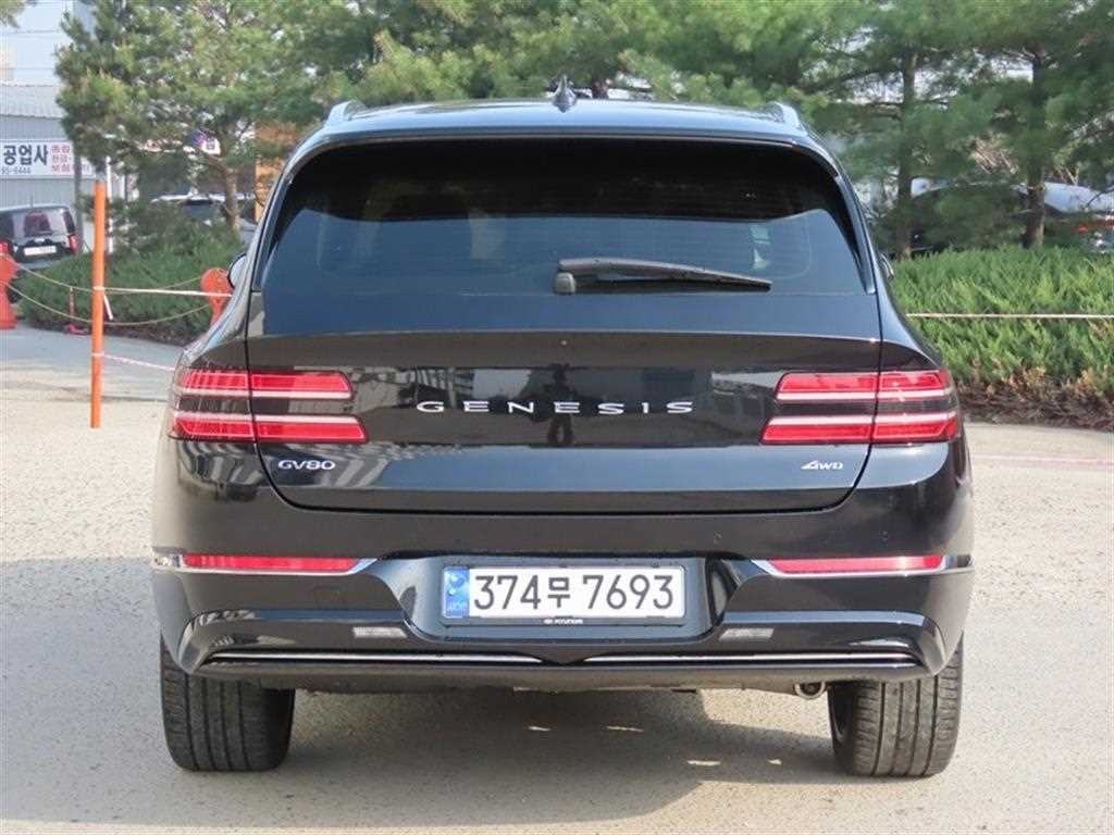 Genesis GV80 - Vista 4