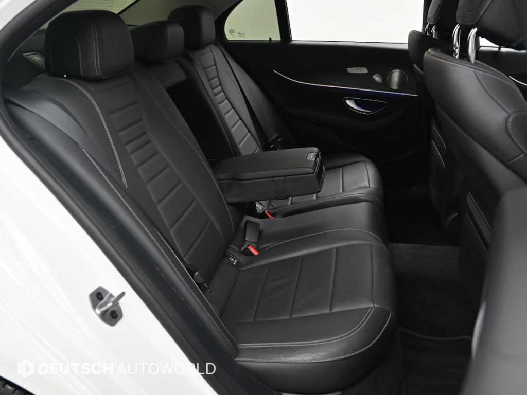 Mercedes Benz E class - Vista 12