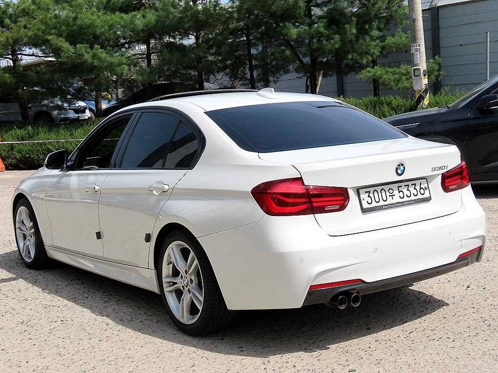 BMW 3 series - Vista 3