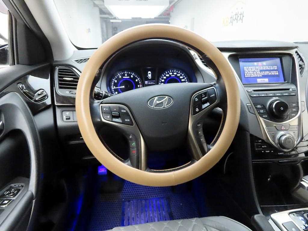 HYUNDAI Grandeur - Vista 8