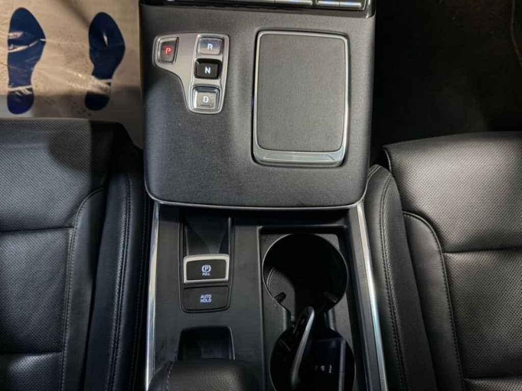 HYUNDAI Grandeur - Vista 11