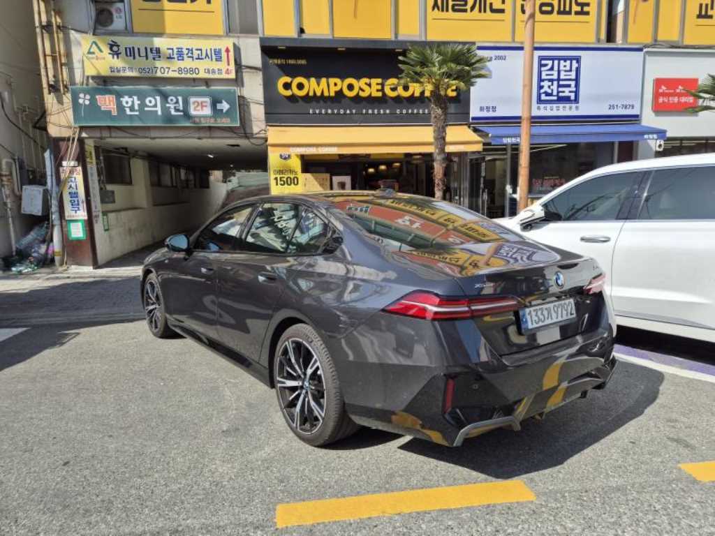 BMW 5 Series - Vista 2