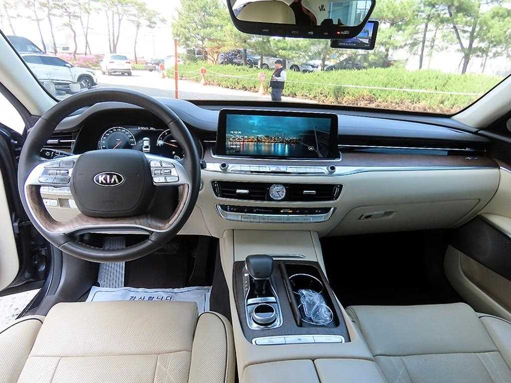 KIA K9 - Vista 7