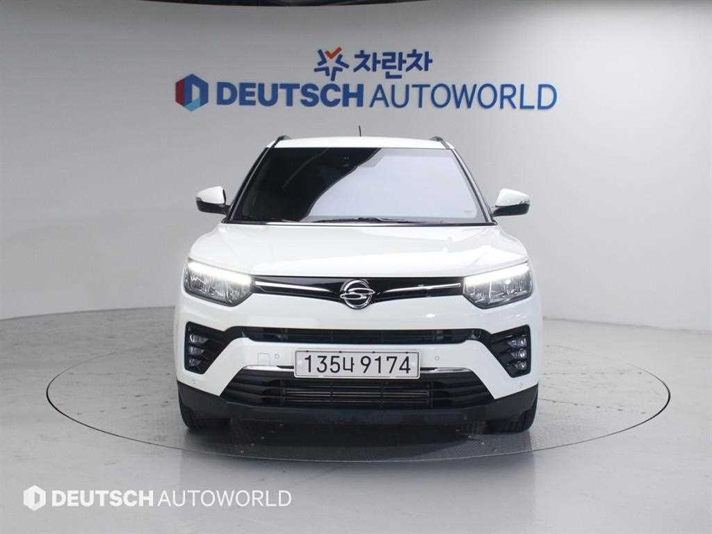 Ssangyong Tivoli - Vista 3