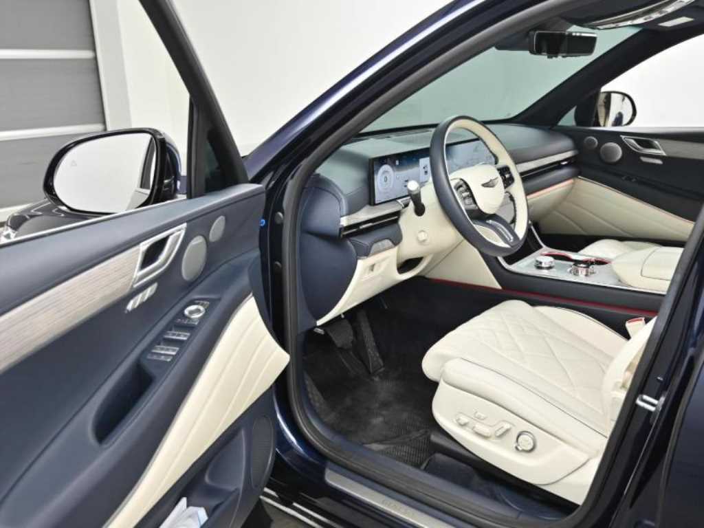 Genesis GV80 - Vista 11