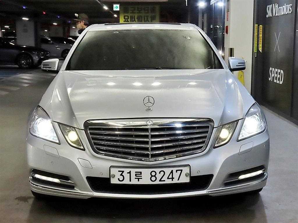 Mercedes Benz E class - Vista 2