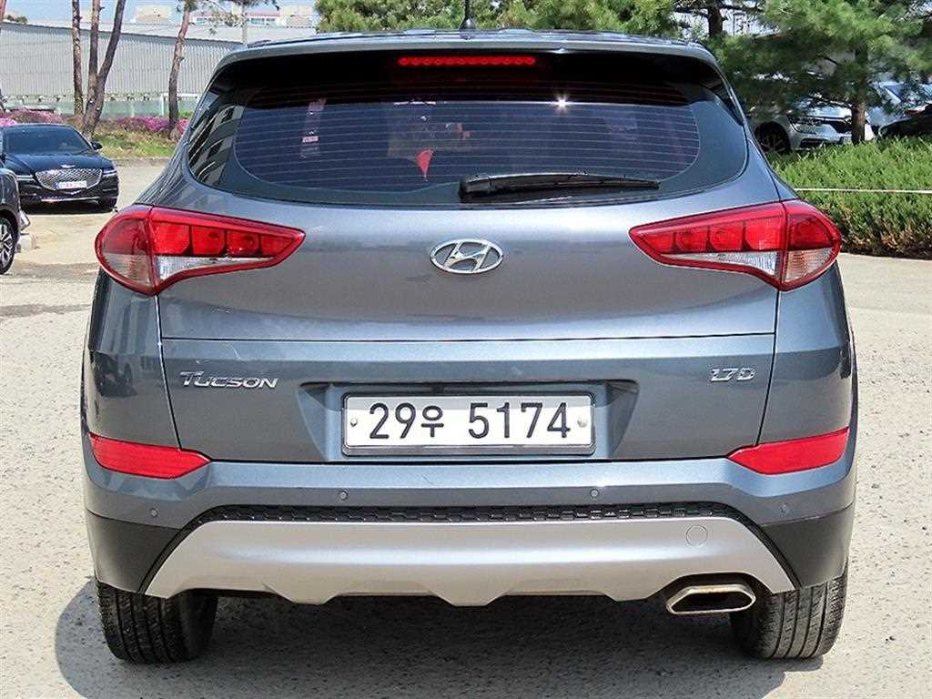 HYUNDAI Tucson - Vista 4