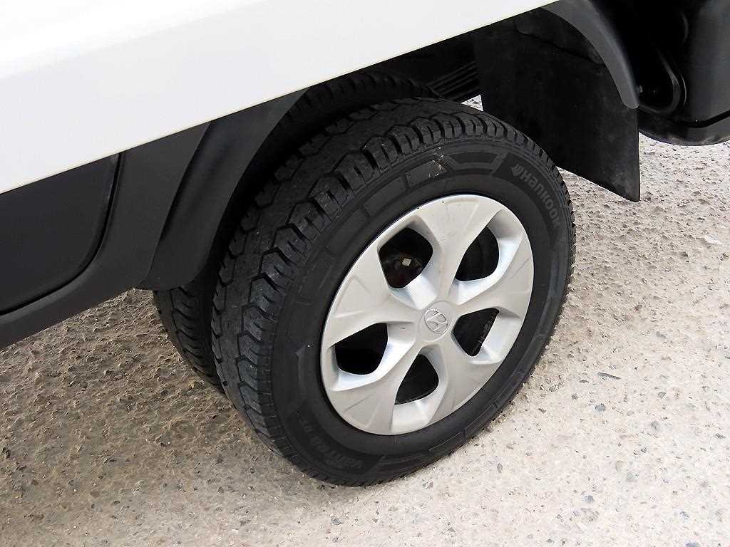Small Truck Normal Box(Low Deck) 2020 Blanco - Importación desde Corea - HF Imports Iquique - Foto 19