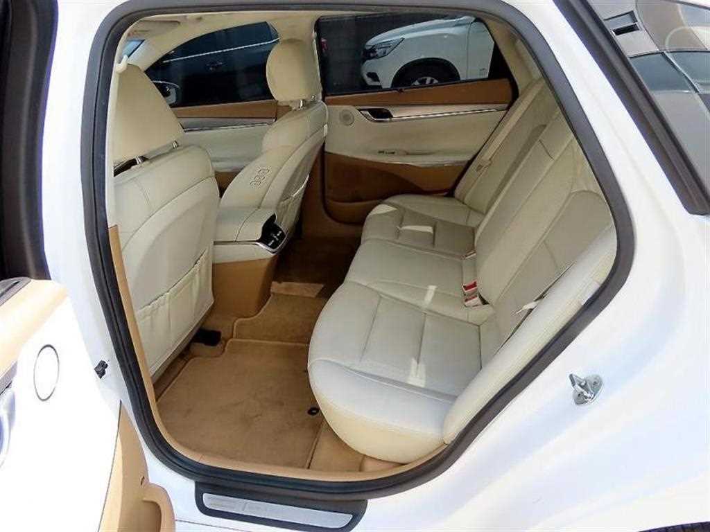 HYUNDAI Grandeur - Vista 8