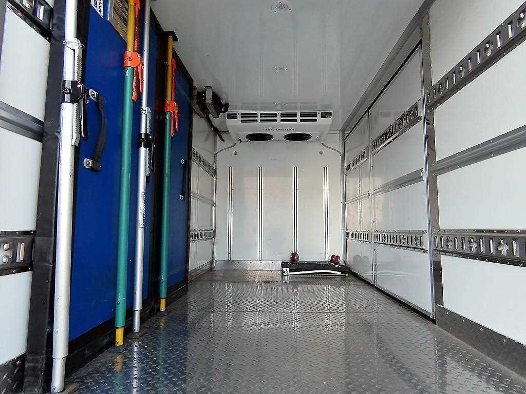 Small Truck Freezer Box(High Deck) - Vista 6