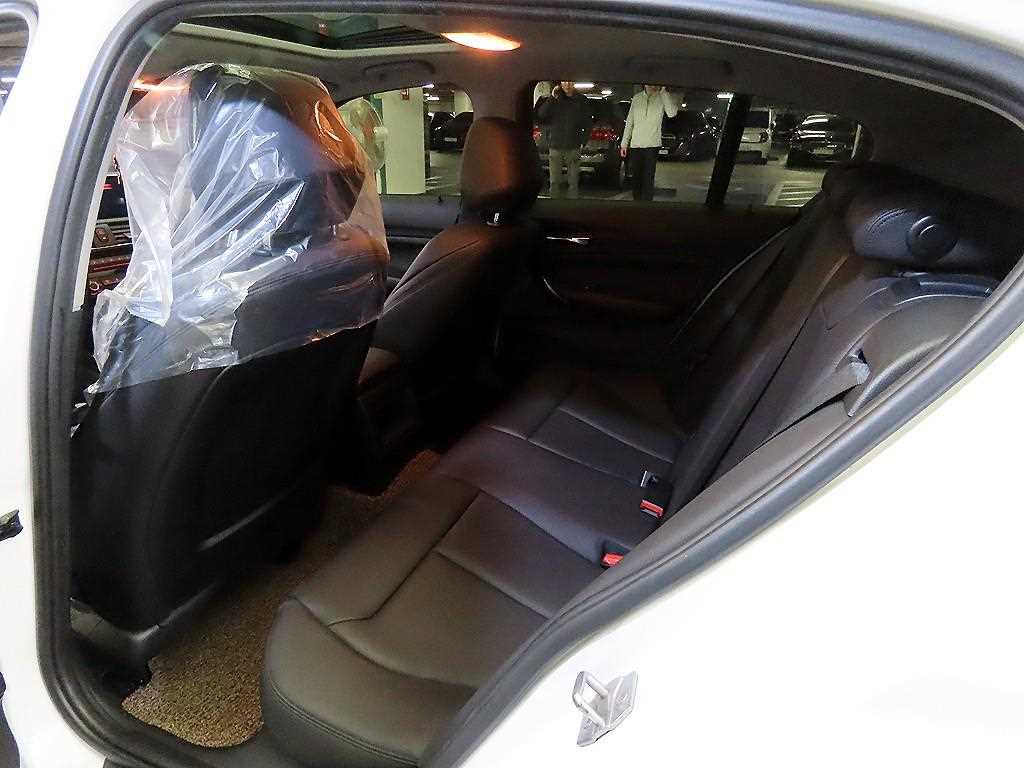 BMW 1 series - Vista 7