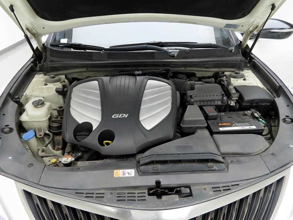 HYUNDAI Grandeur 2012 Blanco - Importación desde Corea - HF Imports Iquique - Foto 20
