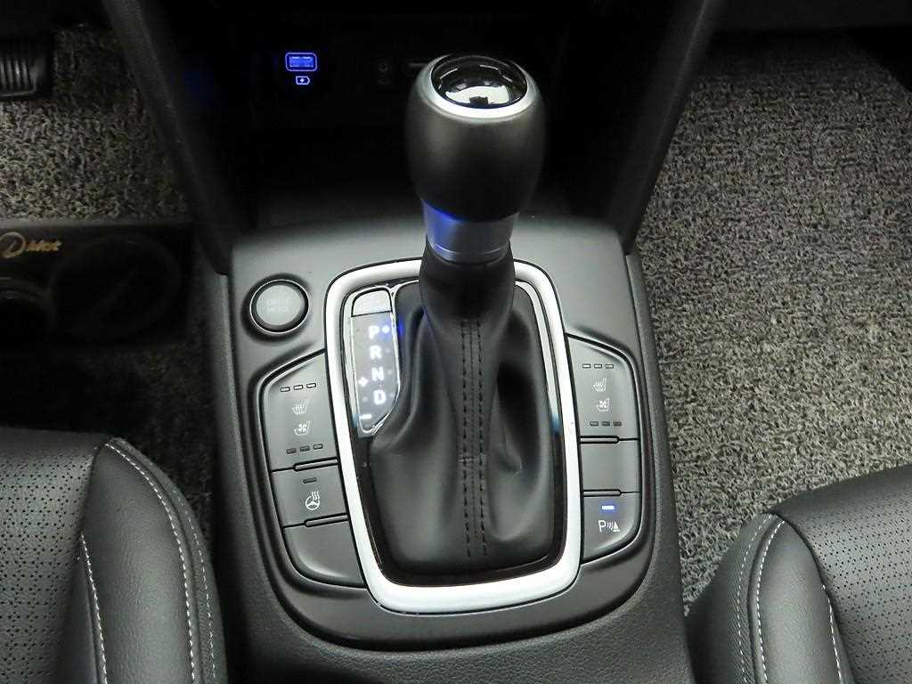 HYUNDAI Kona - Vista 11