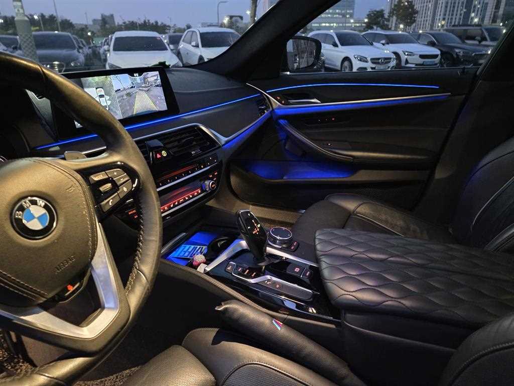BMW 5 Series - Vista 2