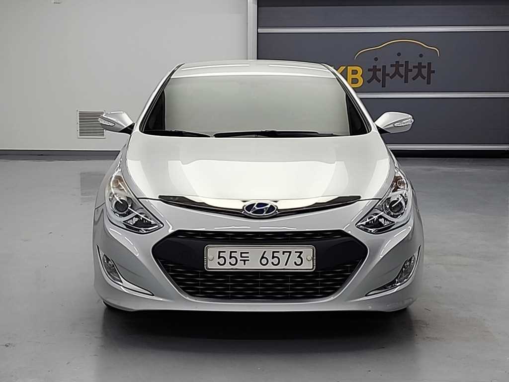 HYUNDAI Sonata - Vista 2