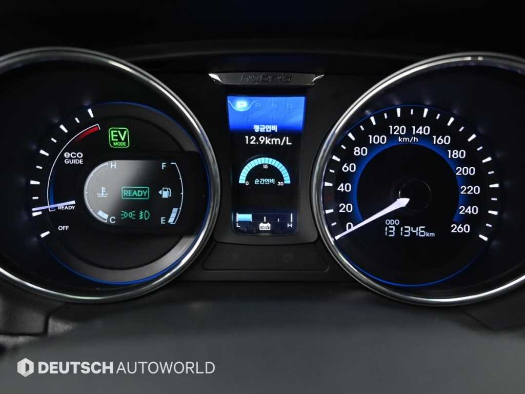 HYUNDAI Sonata - Vista 8