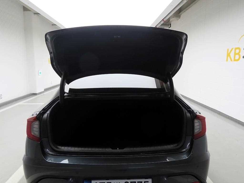 HYUNDAI Sonata - Vista 5