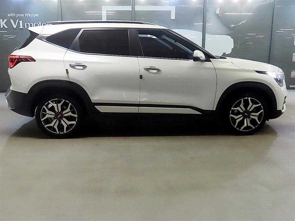 KIA Seltos - Vista 3