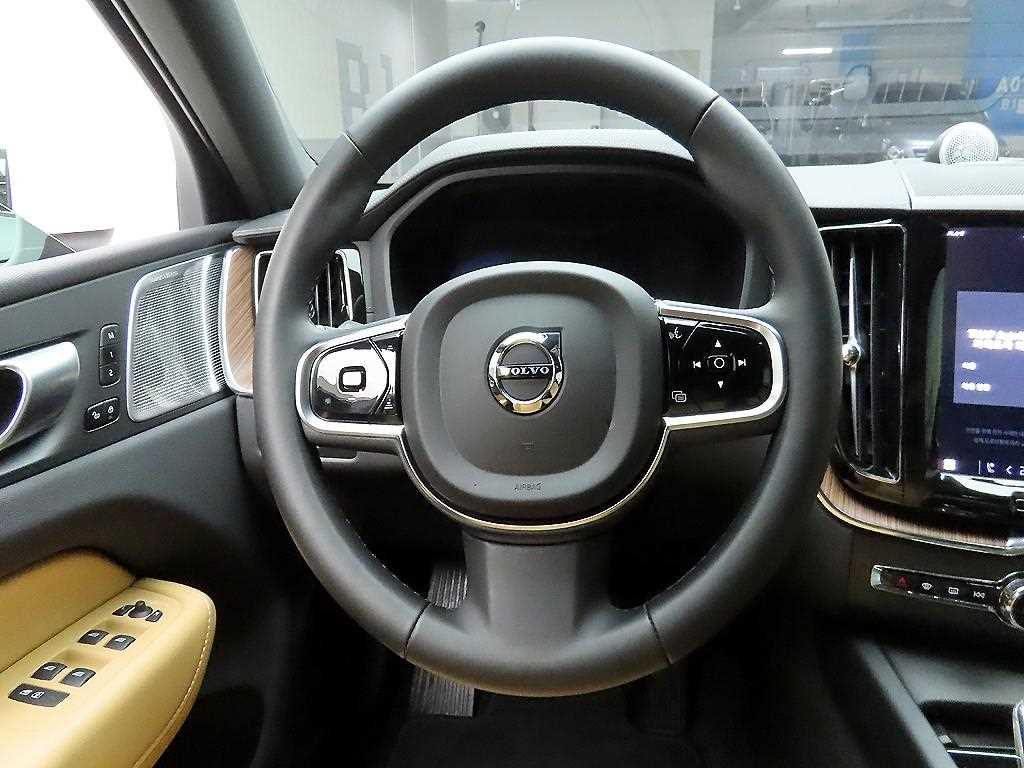 Volvo XC60 - Vista 7