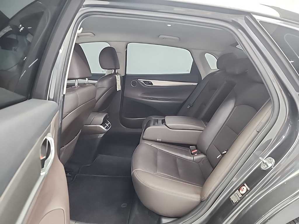 HYUNDAI Grandeur - Vista 12