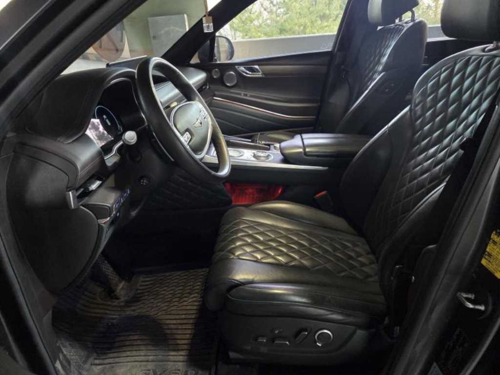 Genesis GV80 - Vista 11