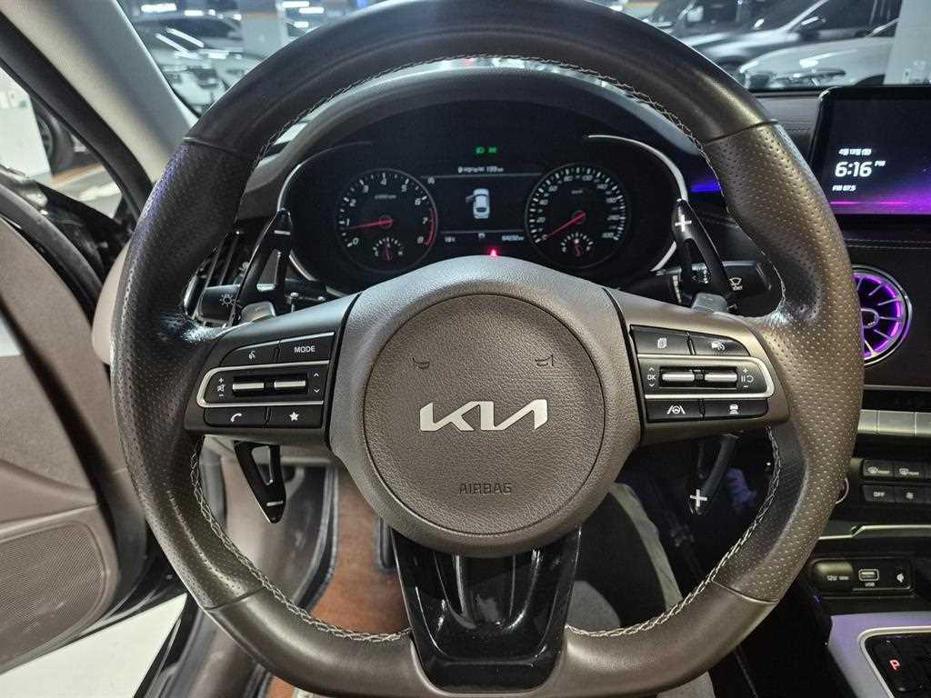 KIA Stinger - Vista 6