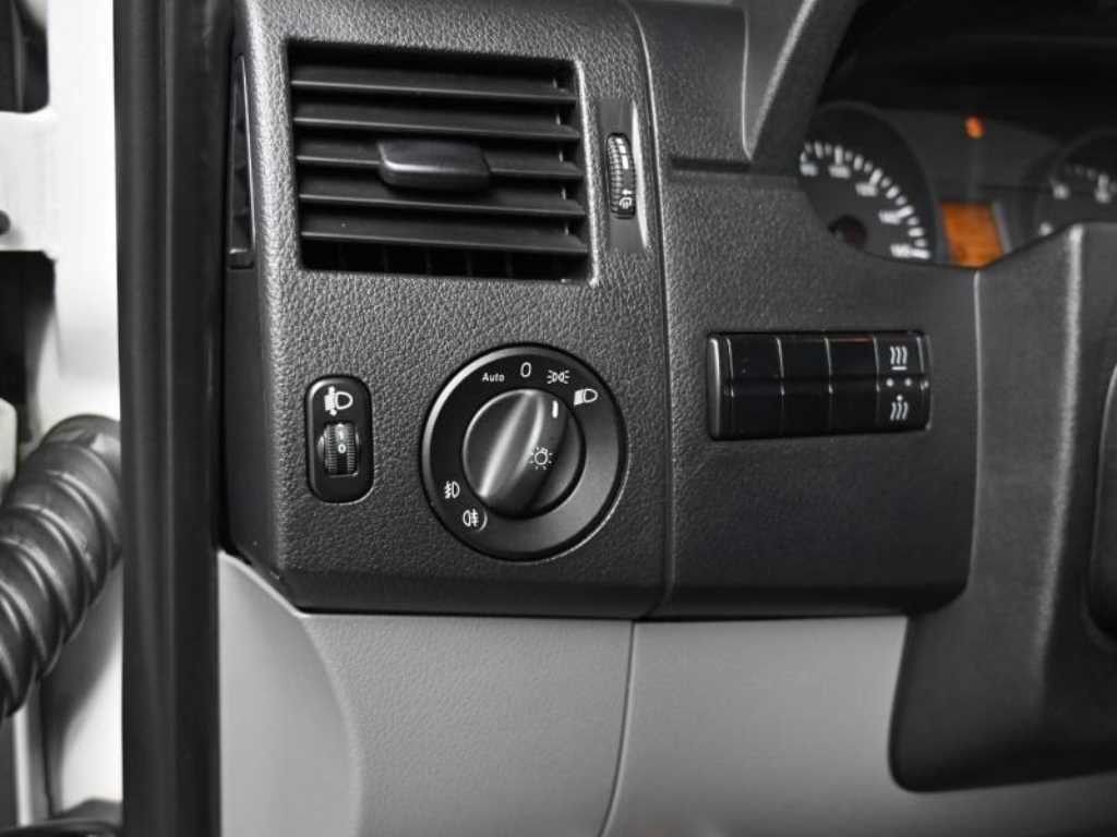 Mercedes Benz Sprinter 2017 Blanco - Importación desde Corea - HF Imports Iquique - Foto 18