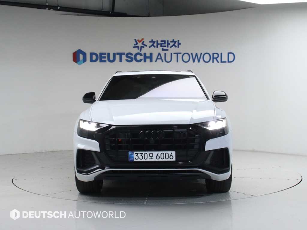 Audi Q8 - Vista 3
