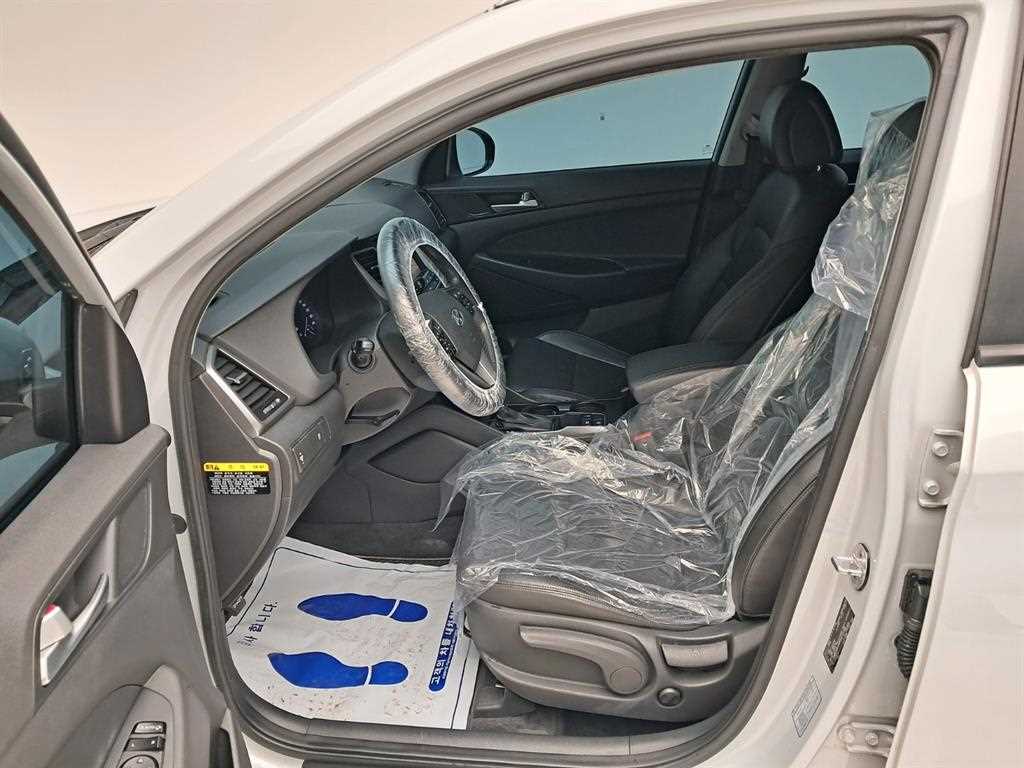 HYUNDAI Tucson - Vista 11