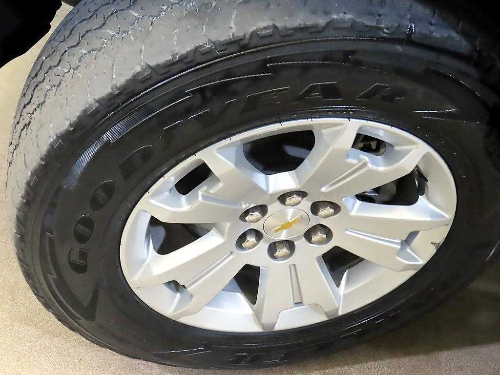 Chevrolet ?Colorado 2021 Negro - Importación desde Corea - HF Imports Iquique - Foto 18