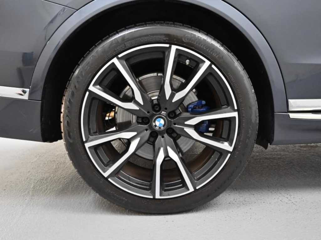 BMW X7 - Vista 5