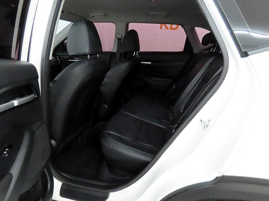 KIA Seltos - Vista 6