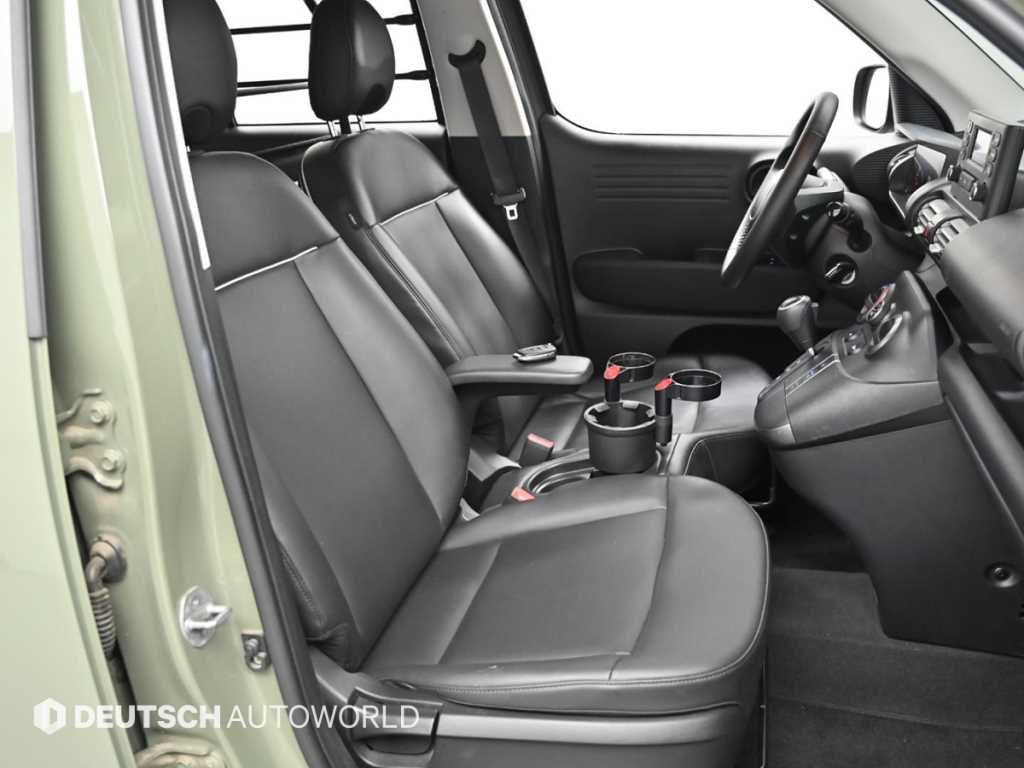 HYUNDAI Casper - Vista 10