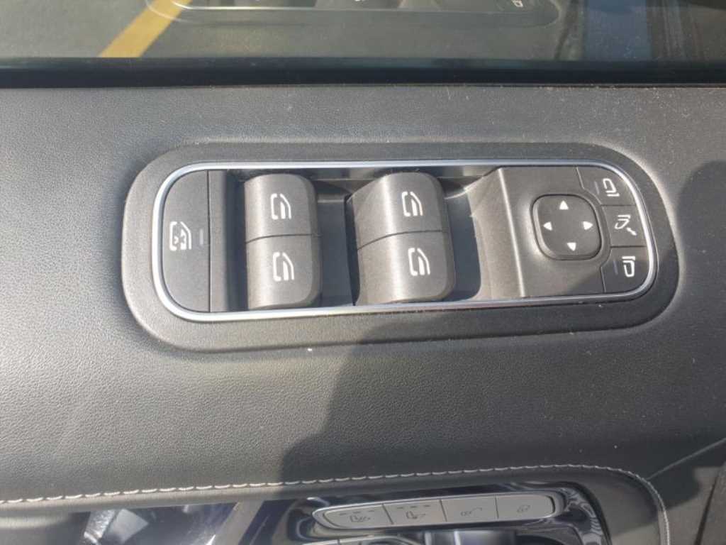 Mercedes Benz G Class (G Wagen) - Vista 9