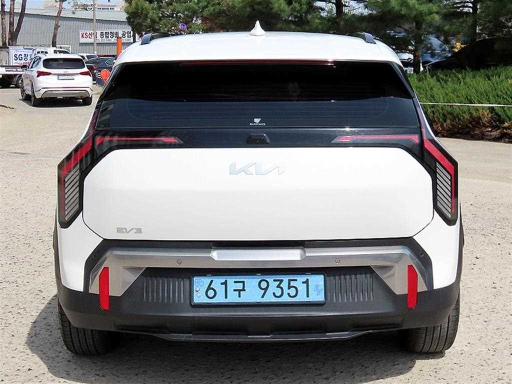 KIA EV3 - Vista 4