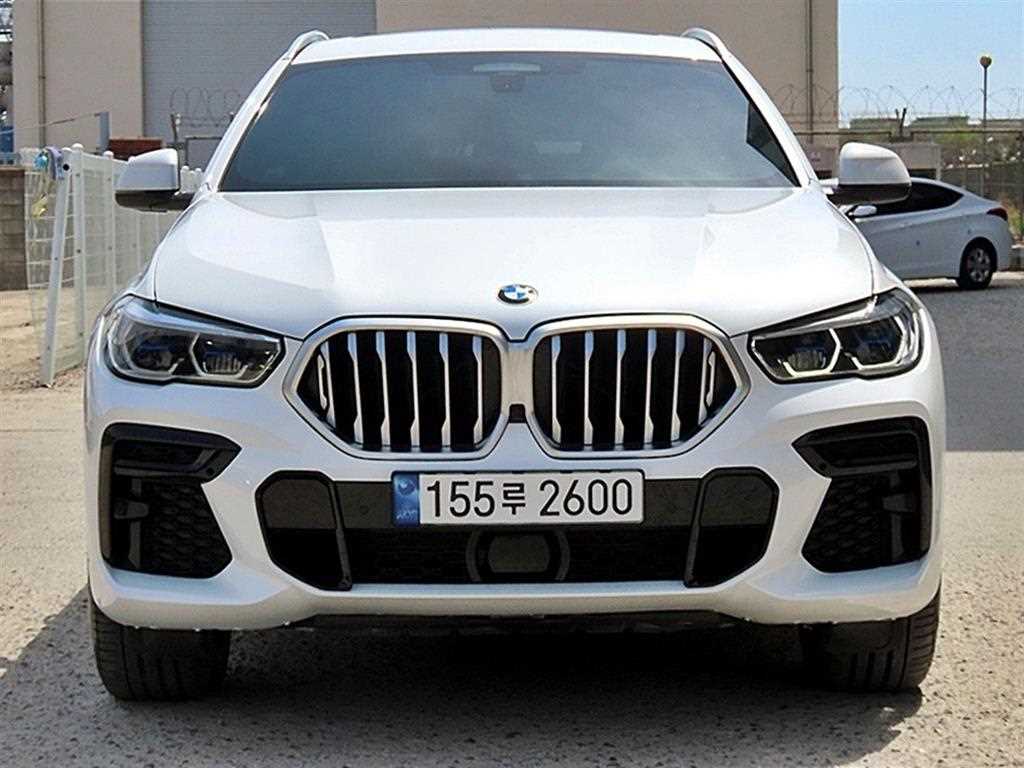 BMW X6 2022 Blanco - Importación desde Corea - HF Imports Iquique - Foto 1