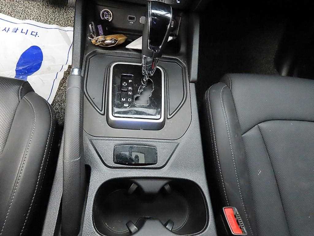 Ssangyong Rexton - Vista 10