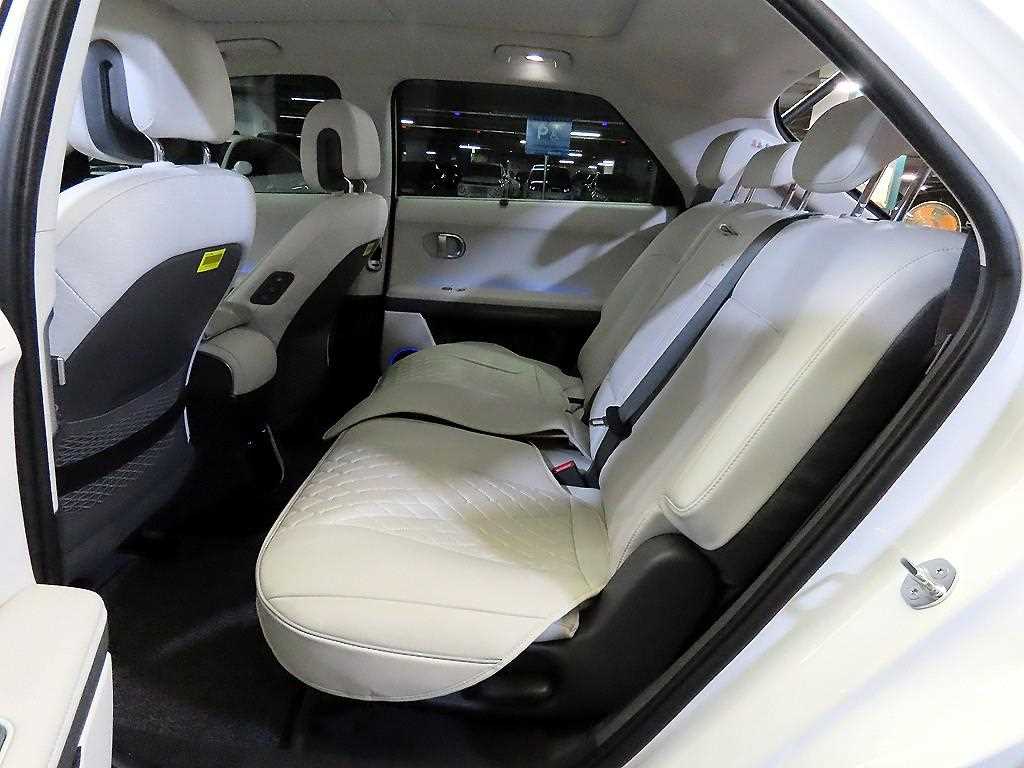 HYUNDAI Ioniq 5 - Vista 7