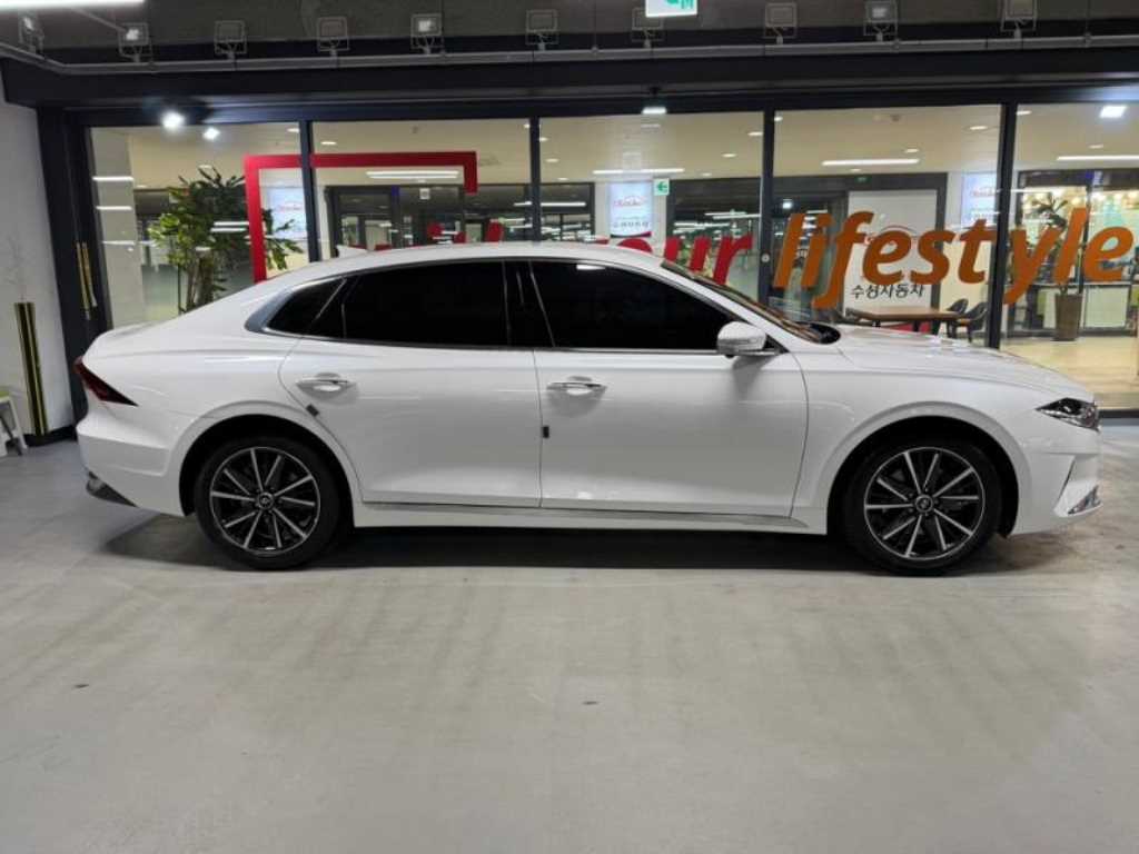 HYUNDAI Grandeur - Vista 3