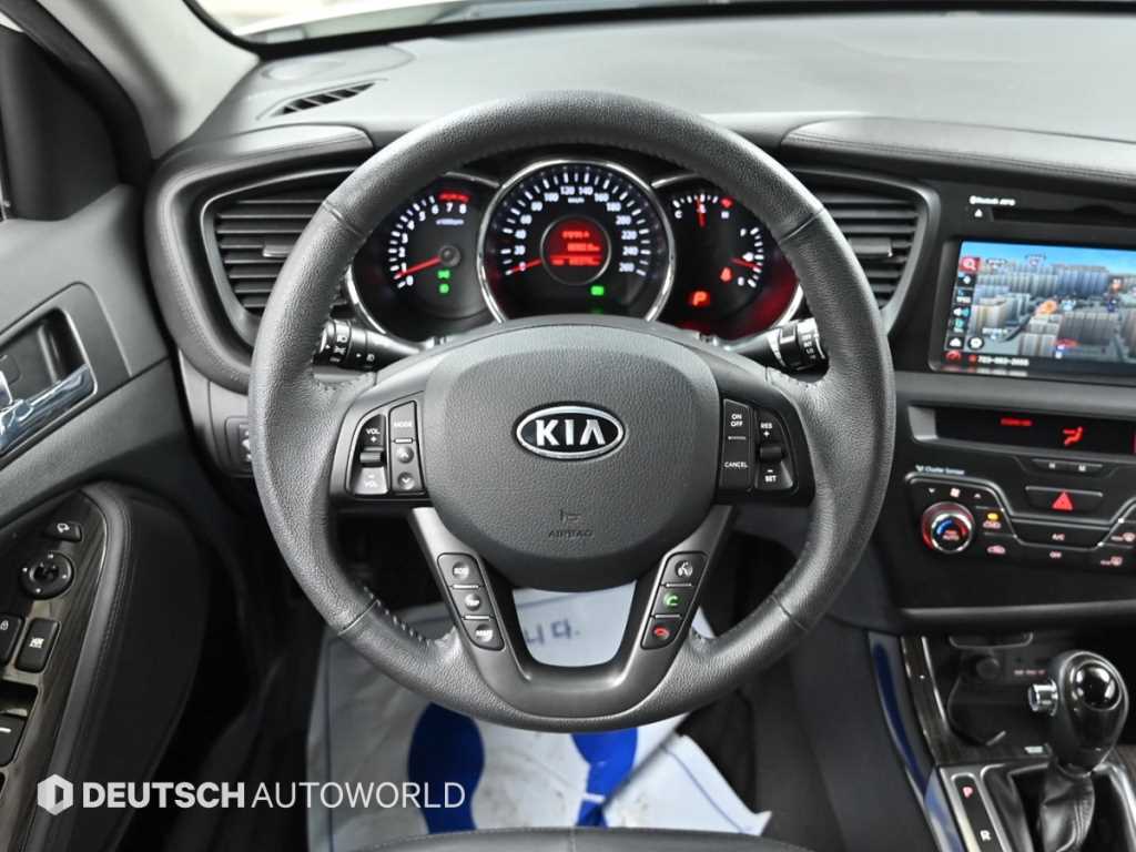 KIA K5 2012 Blanco - Importación desde Corea - HF Imports Iquique - Foto 13